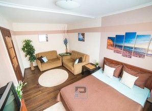 Тёплая квартира Шаумяна, 86 квартира посуточно Шаумяна, 86 к2, Екатеринбург