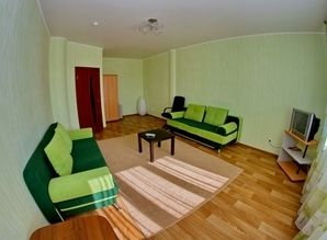 Гостинично-квартирный комплекс квартира посуточно 50 лет Влксм 15, Тюмень
