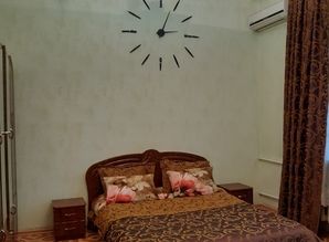 2 BR Apartment in Simferopol Center apartment daily Ekaterininskaya, Simferopol