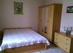 Сдам 1к на земле, дом посуточно ул.Кирова, Евпатория