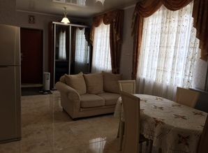 квартира подобово Суворова 45, Херсон