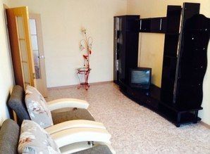 Просторная квартира в новом доме квартира посуточно пр.Строителей 88а, Новокузнецк