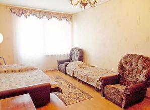 Своя уютная 1 комнатная квартира на Мойн квартира посуточно улица Некрасова 85, Евпатория