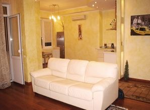 apartment daily Pantelejmonovskaya, Odessa