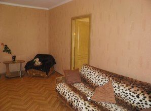 The apartment is on the hosts in the Pri apartment daily Dovzhenko, Odessa