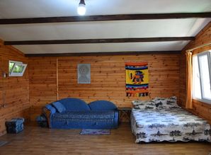 С балконом и видом на море дом посуточно Ялтинская 2, Алупка