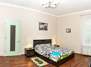 daire günlük  Deribasovskaya ulica 16, Odessa