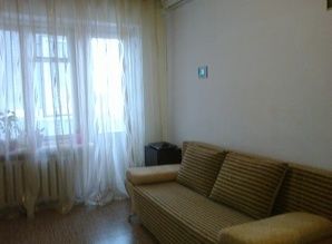 1 BR. apartment opposite the railway sta apartment daily bStr.Lenina 15, Simferopol