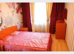 Apartment on the bus station apartment daily CSHorsa 96, Yekaterinburg
