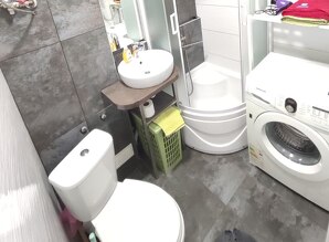 2 square meters to Bilya Park, Shalimova, NAU apartment daily vStr. Akademіka Bіleckogo 6, Kyiv