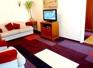 квартира посуточно Горького 17б, Киев