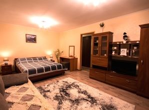 apartment daily Str. Kabanbaj batyra, d. 79, ug. Str. Tulebaeva, Almaty