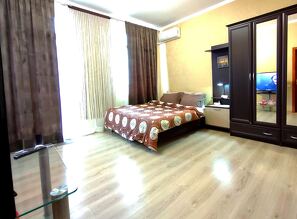 Апартаменти Левада метро центр гостиница подобово Харків Мовчанівський провулок, 31