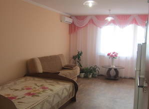 Сдаються номера в центре Алупки квартира посуточно красногвардейская 24, Алупка