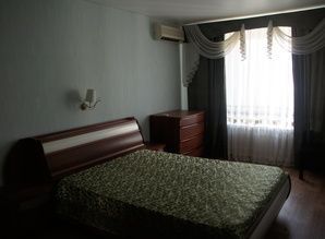 2 комнатная квартира на сутки квартира посуточно проспект Ленина В.И., 16, Волгоград