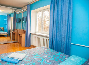 2ком полулюкс на ул.Сталеваров 21 квартира посуточно улица Сталеваров, 21, Запорожье