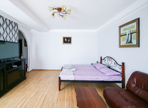 apartment daily Lesі Ukraїnki 5, Kyiv