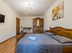 Podobova 2k apartment bіlya Sports Palace apartment daily Basejna, 11, Kyiv