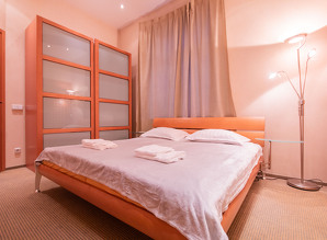 apartment daily Hrecshatik 25, Kyiv