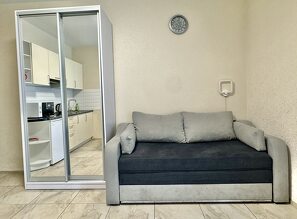 1k apartment Podobovo, Universitet metro station apartment daily Simona Petlyuri 5, Kyiv