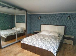 Видовой номер в Коттедже квартира посуточно Парковый спуск 32б, Кореиз