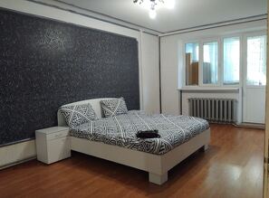 квартира посуточно Героїв Майдану 91, Черновцы