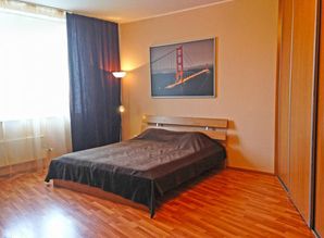 The apartment is next to the underground apartment daily Akademika Anohina dom 30 k1, Moscow