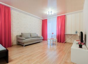 1 euro to the apartment near the bus sta apartment daily Str. CSHorsa, dom 105, Yekaterinburg