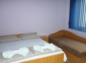 Квартира с самостоятельными комнатами комната посуточно Восход, Бургас