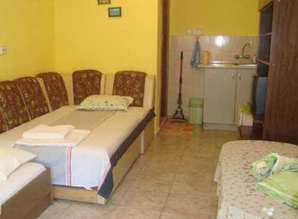 Отдельная студия квартира посуточно Аспарухова, Варна